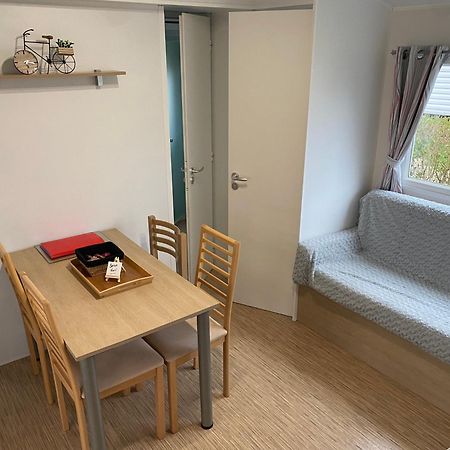 Mobil Home Tout Confort Ideal Pour 4 Personnes Dans Le Domaine De Dugny Camping 4 Etoiles, Proche De Blois, Du Zoo De Beauval Et Des Chateaux De La Loire Онзен Екстер'єр фото