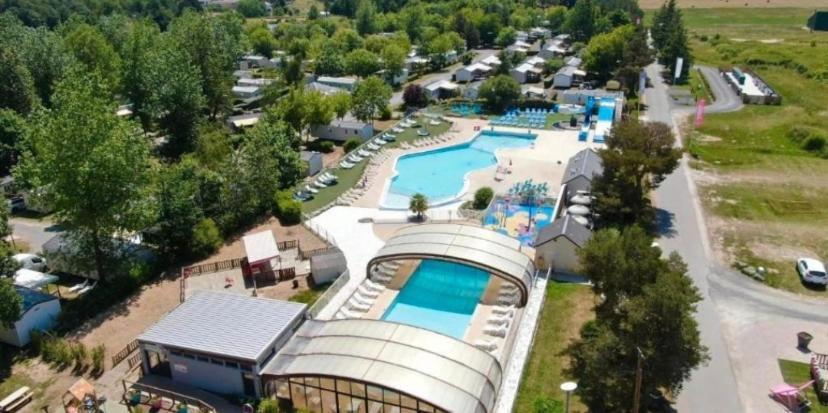 Mobil Home Tout Confort Ideal Pour 4 Personnes Dans Le Domaine De Dugny Camping 4 Etoiles, Proche De Blois, Du Zoo De Beauval Et Des Chateaux De La Loire Онзен Екстер'єр фото